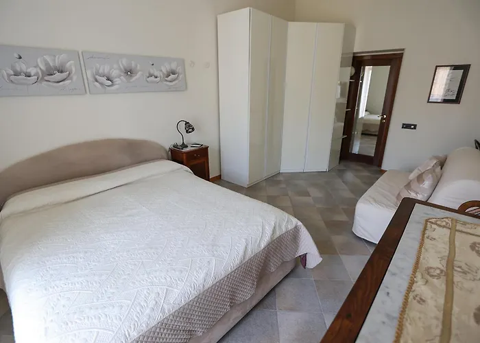 Smile In Toledo 홈스테이