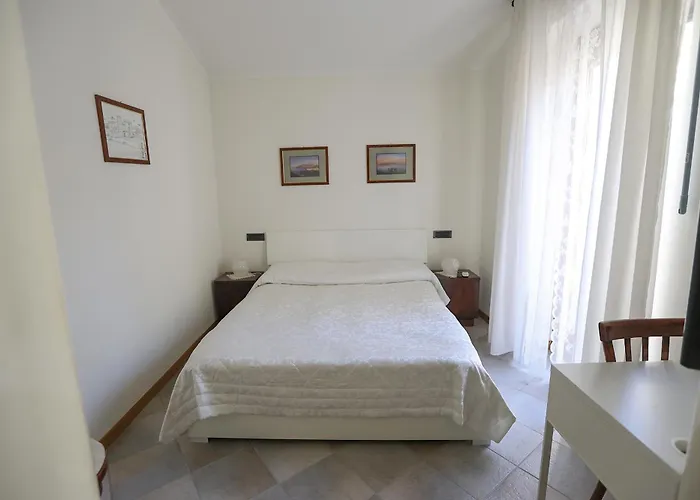 Smile In Toledo 나폴리