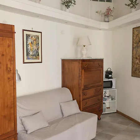 Smile In Toledo * Neapol